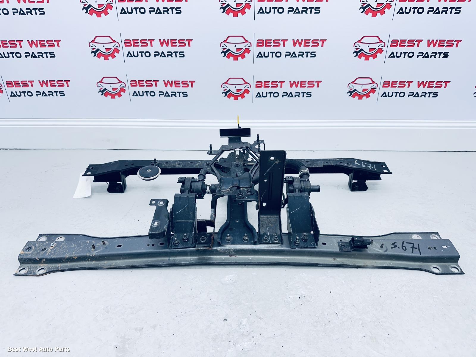 2021 NISSAN NAVARA Radiator Support
