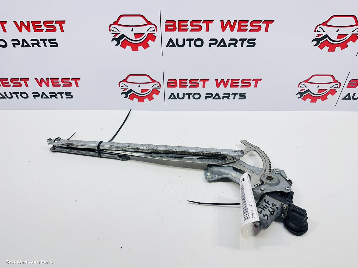 2014 TOYOTA RAV4 Left Front Window Reg/Motor