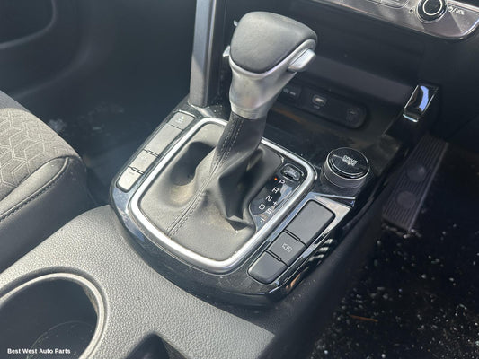 2025 KIA SELTOS Gear Stick/Shifter
