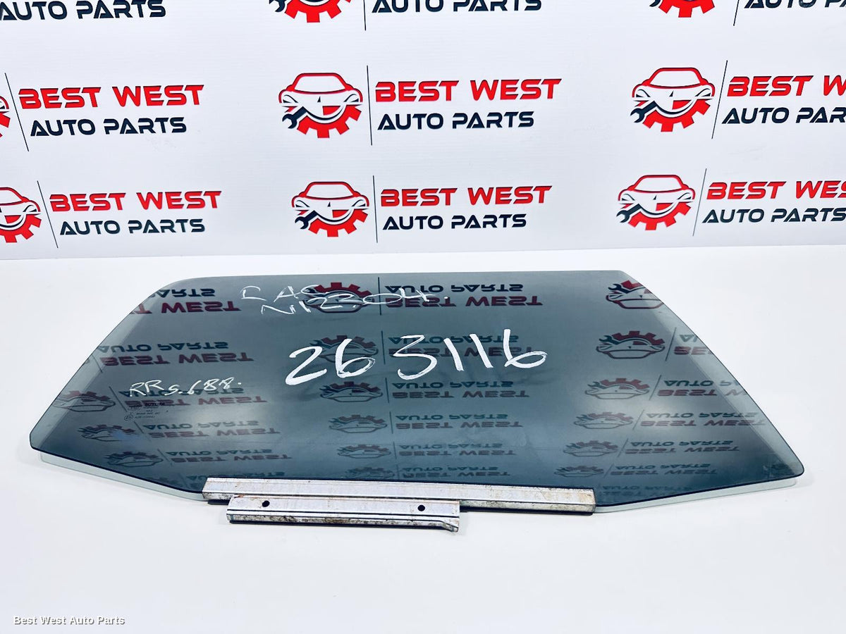 2015 TOYOTA HILUX Right Rear Door Window