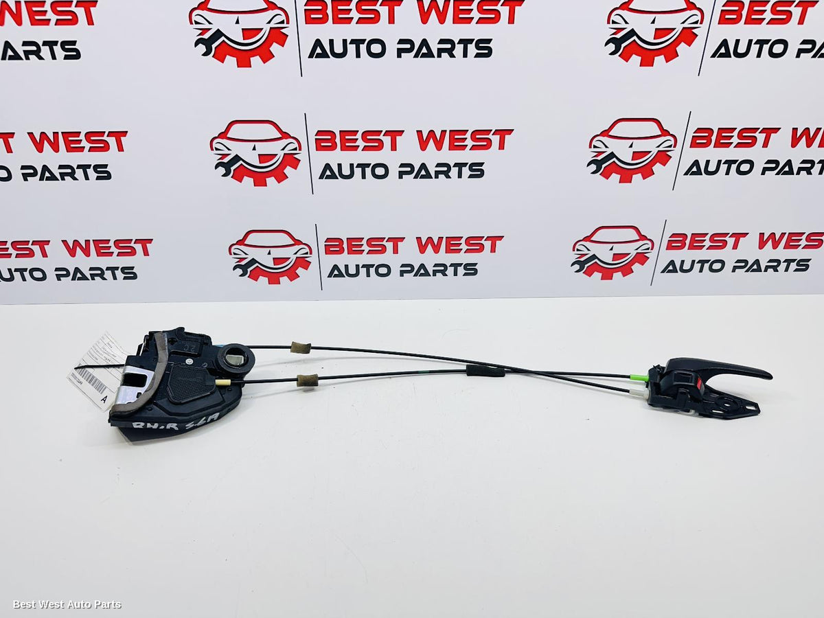 2014 TOYOTA RAV4 Door/Boot/Gate Lock