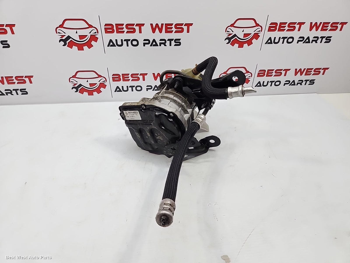 2024 RENAULT TRAFIC Steering Pump