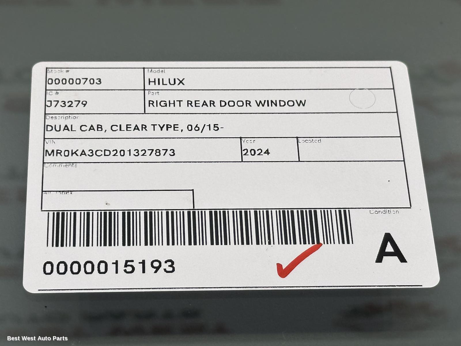2024 TOYOTA HILUX Right Rear Door Window