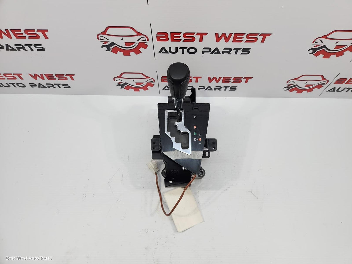 2017 TOYOTA COROLLA Gear Stick/Shifter