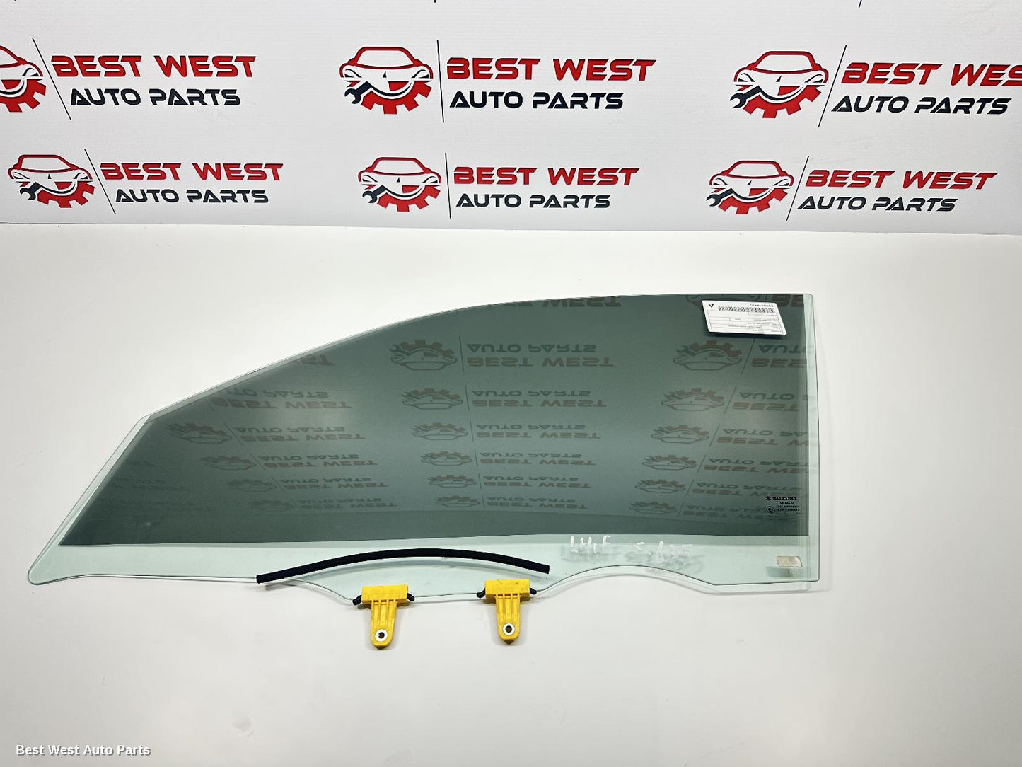 2023 SUZUKI VITARA Left Front Door Window