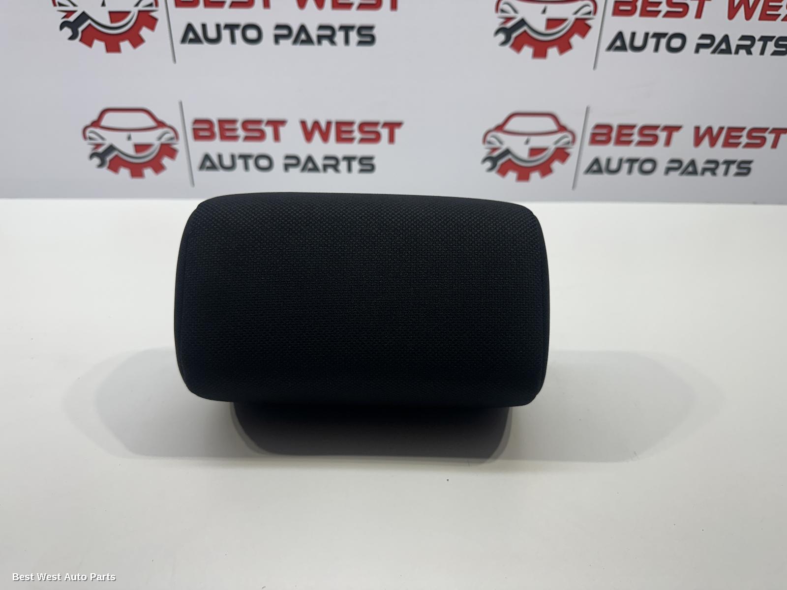 2024 TOYOTA HILUX Headrest