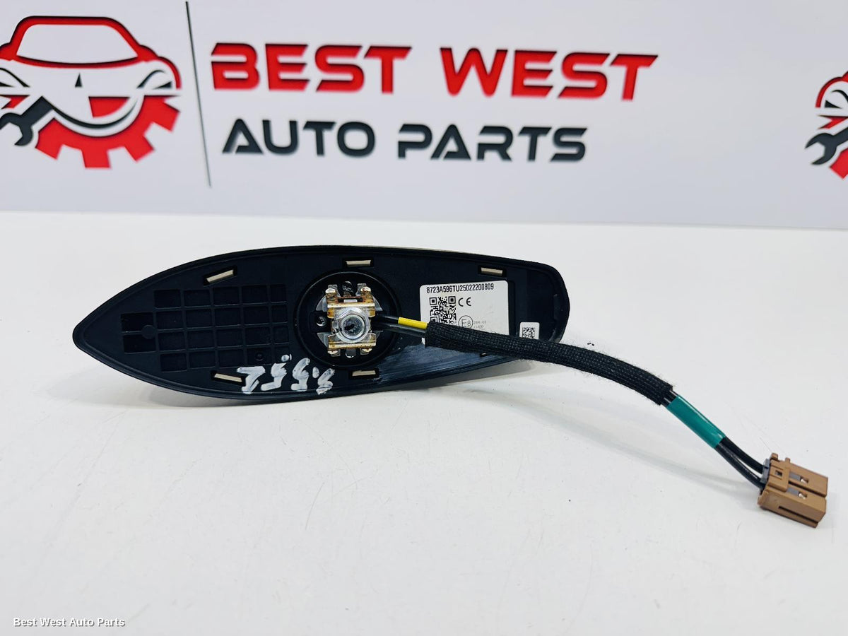 2025 MITSUBISHI OUTLANDER Antenna