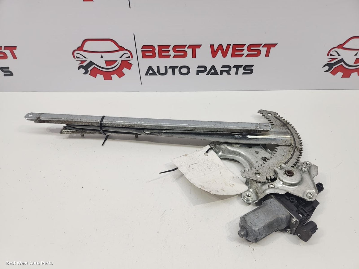 2019 MITSUBISHI OUTLANDER Left Front Window Reg/Motor