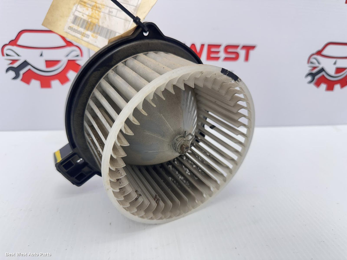 2018 MAZDA 2 Heater Fan Motor
