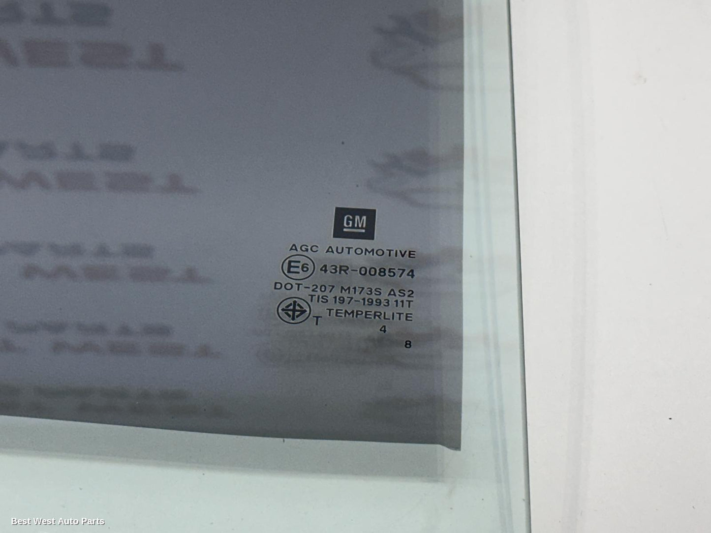 2015 HOLDEN COLORADO Right Rear Door Window