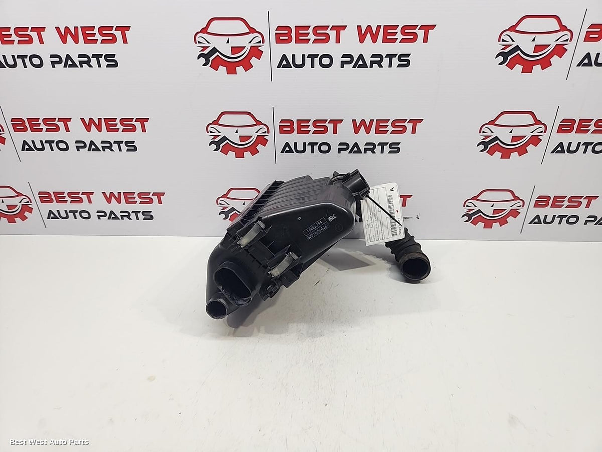 2014 MITSUBISHI MIRAGE Air Cleaner/Box