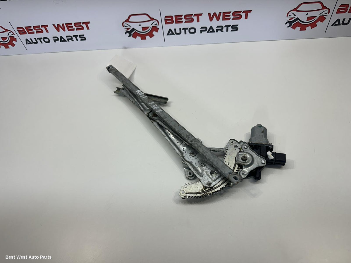 2020 MITSUBISHI ASX Right Front Window Reg/Motor