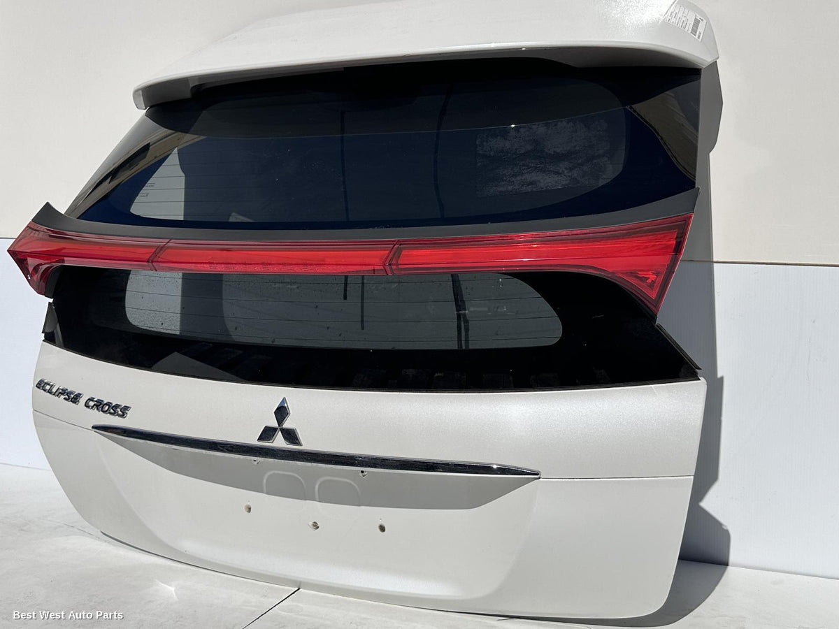 2018 MITSUBISHI ECLIPSE CROSS Bootlid/Tailgate