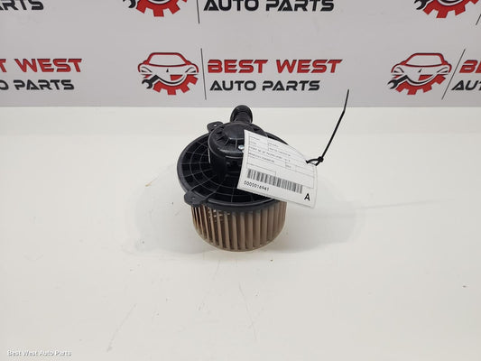 2019 MITSUBISHI PAJERO Heater Fan Motor