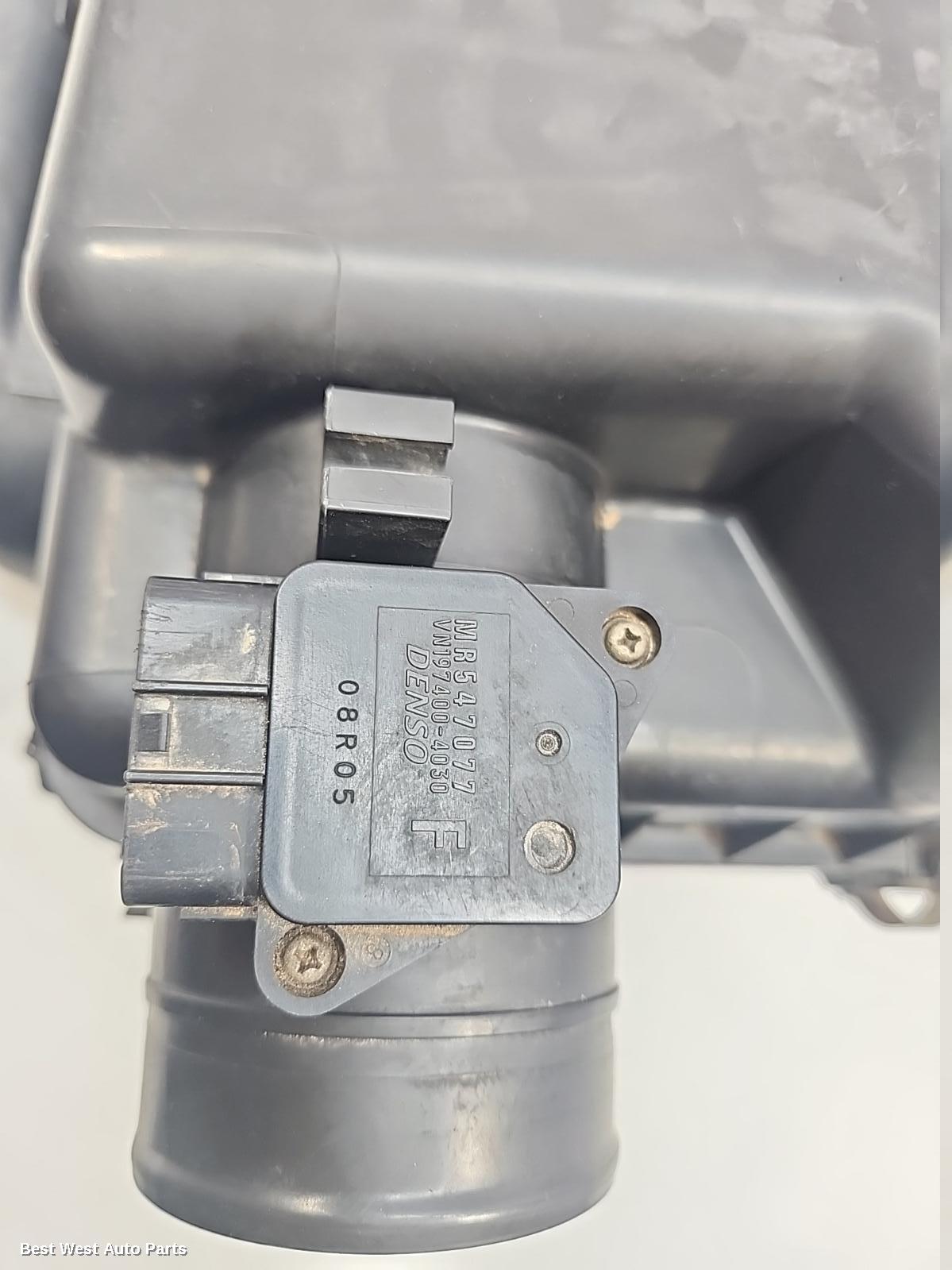 2015 MITSUBISHI TRITON Air Cleaner/Box