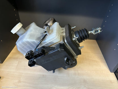 2015 MITSUBISHI PAJERO Abs Pump/Modulator
