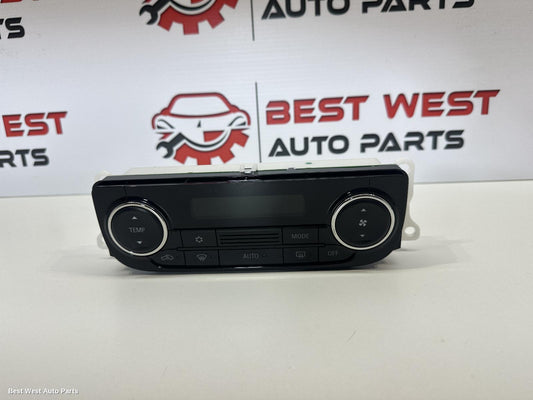 2020 MITSUBISHI TRITON Heater/Ac Controls