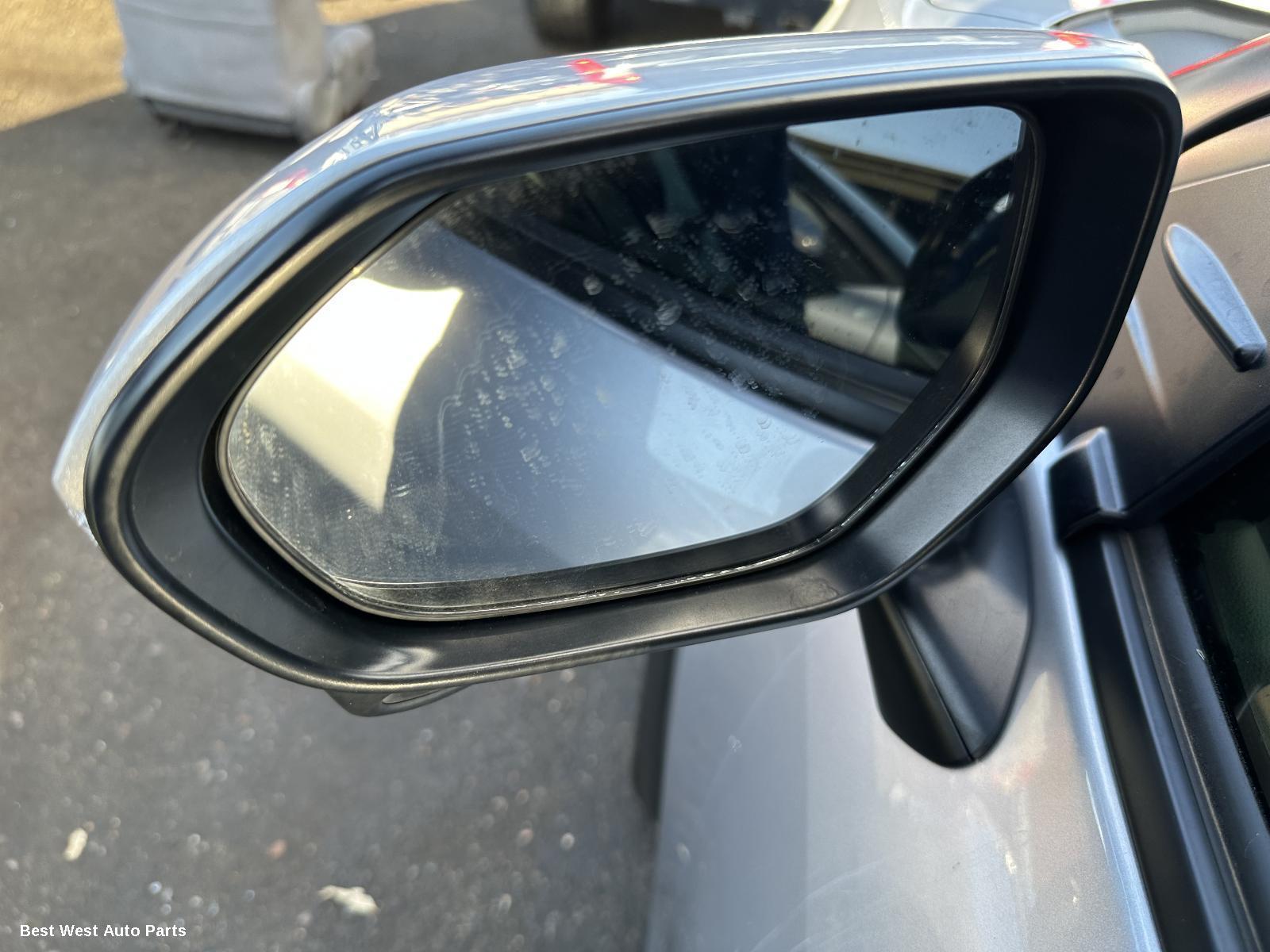 2024 TOYOTA YARIS CROSS Left Door Mirror