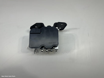 2024 TOYOTA HILUX Abs Pump/Modulator
