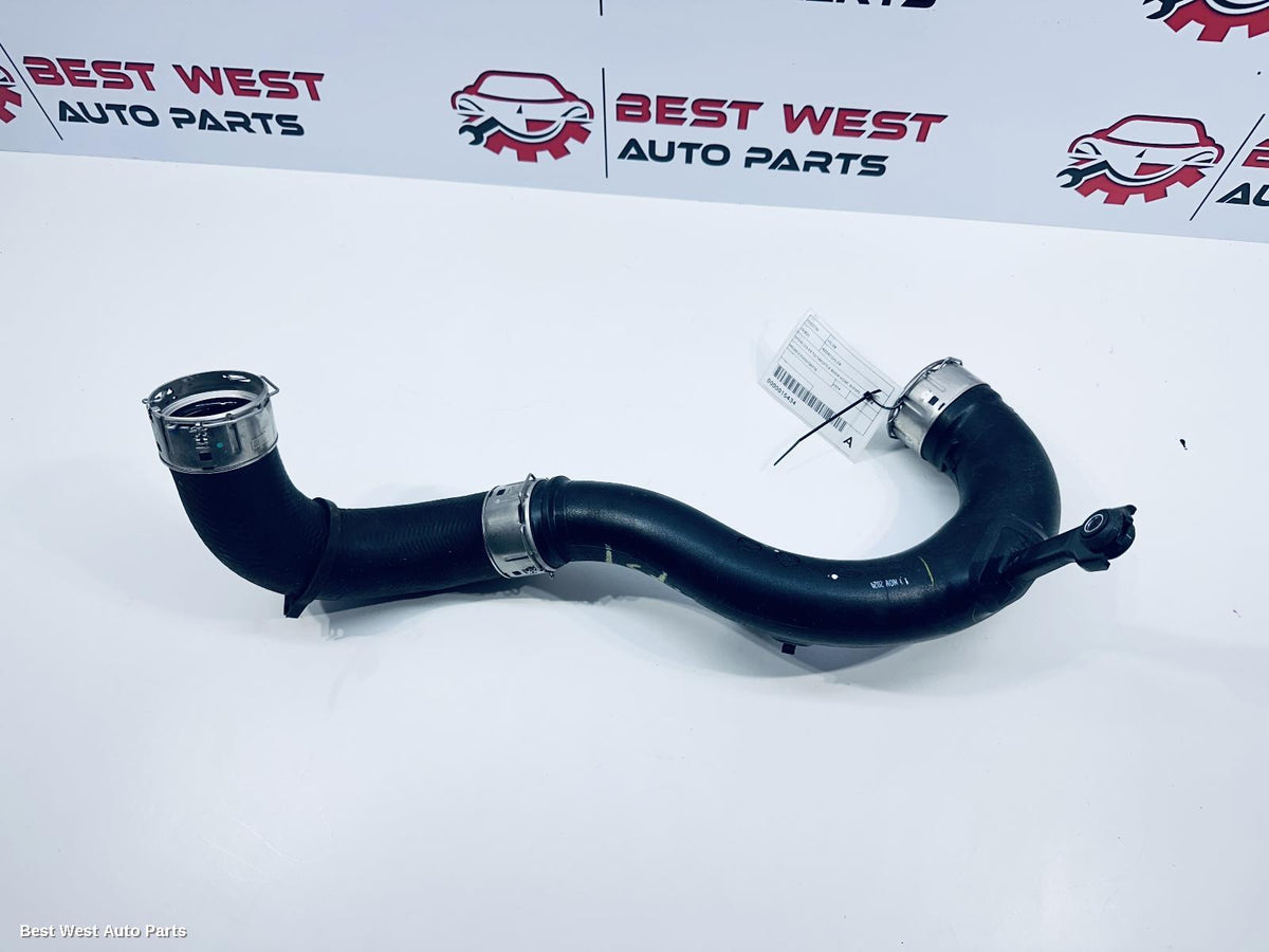 2024 TOYOTA HILUX Intercooler