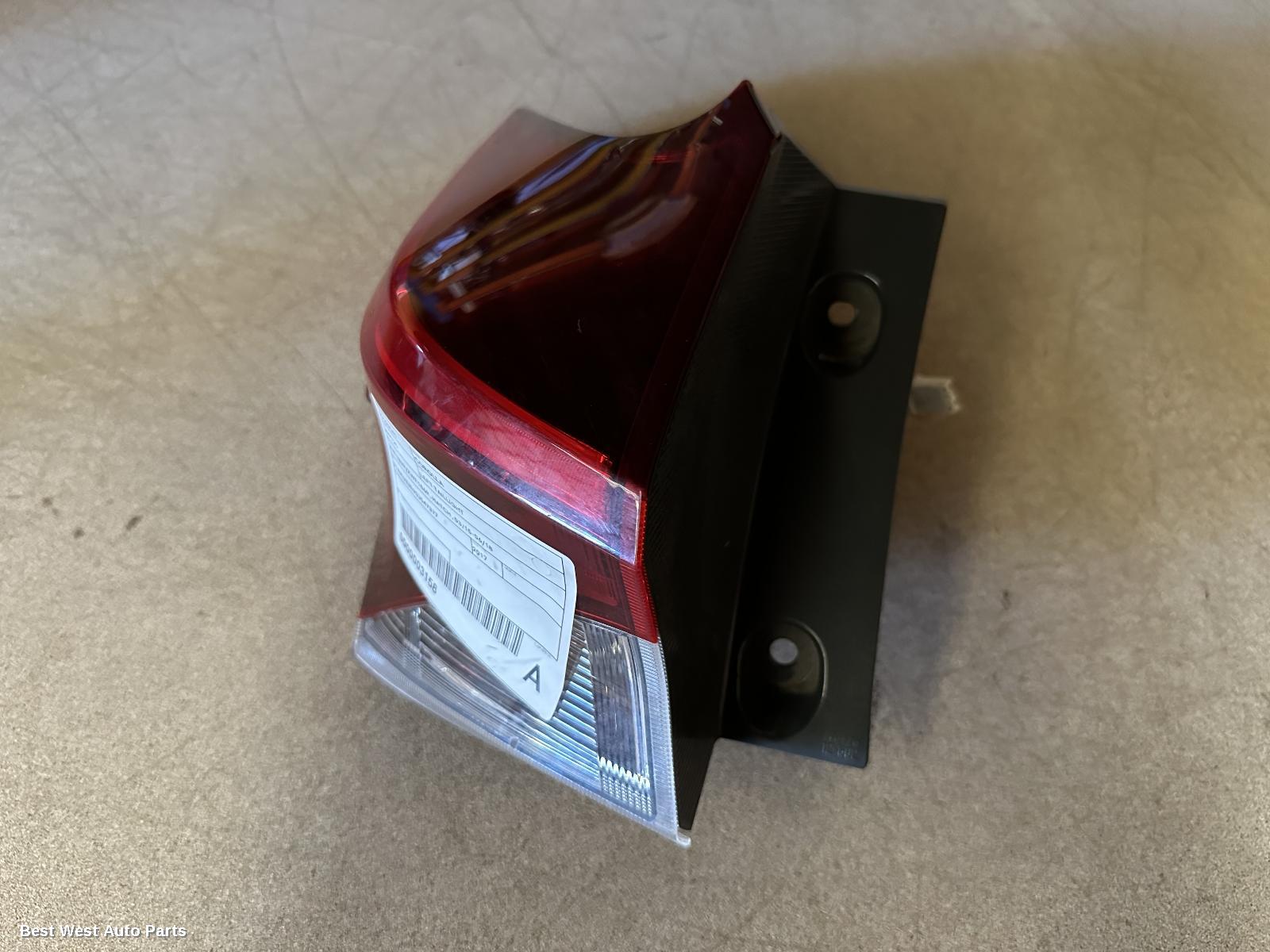 2017 TOYOTA COROLLA Left Taillight