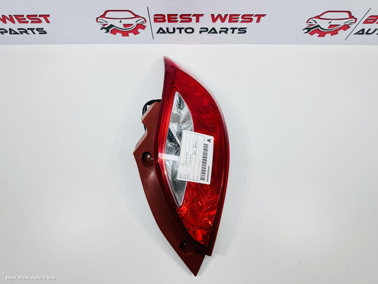 2012 MAZDA 2 Right Taillight