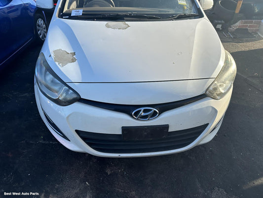 2012 HYUNDAI I20 Engine