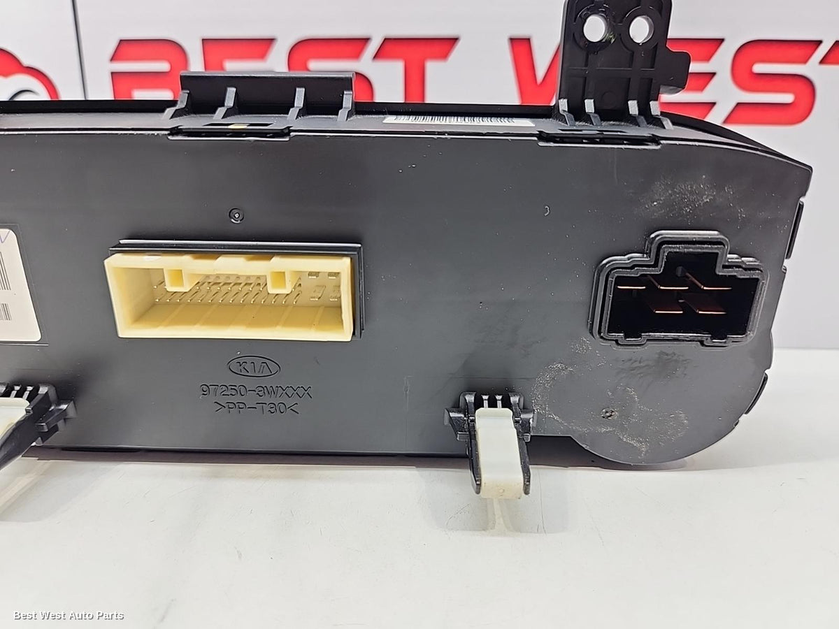2012 KIA SPORTAGE Heater/Ac Controls