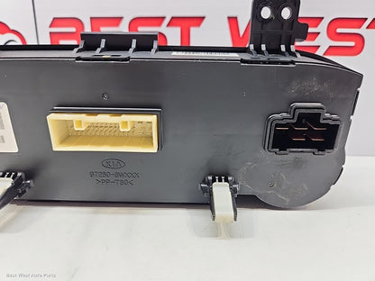 2012 KIA SPORTAGE Heater/Ac Controls