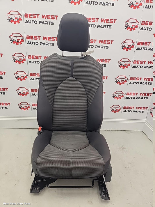 2022 TOYOTA KLUGER Front Seat
