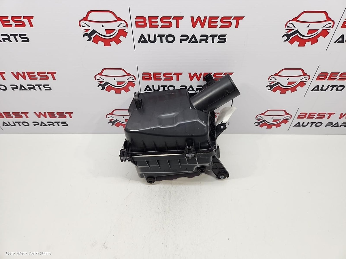 2021 MITSUBISHI OUTLANDER Air Cleaner/Box