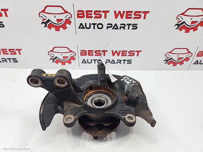 2017 TOYOTA COROLLA Right Front Hub Assembly