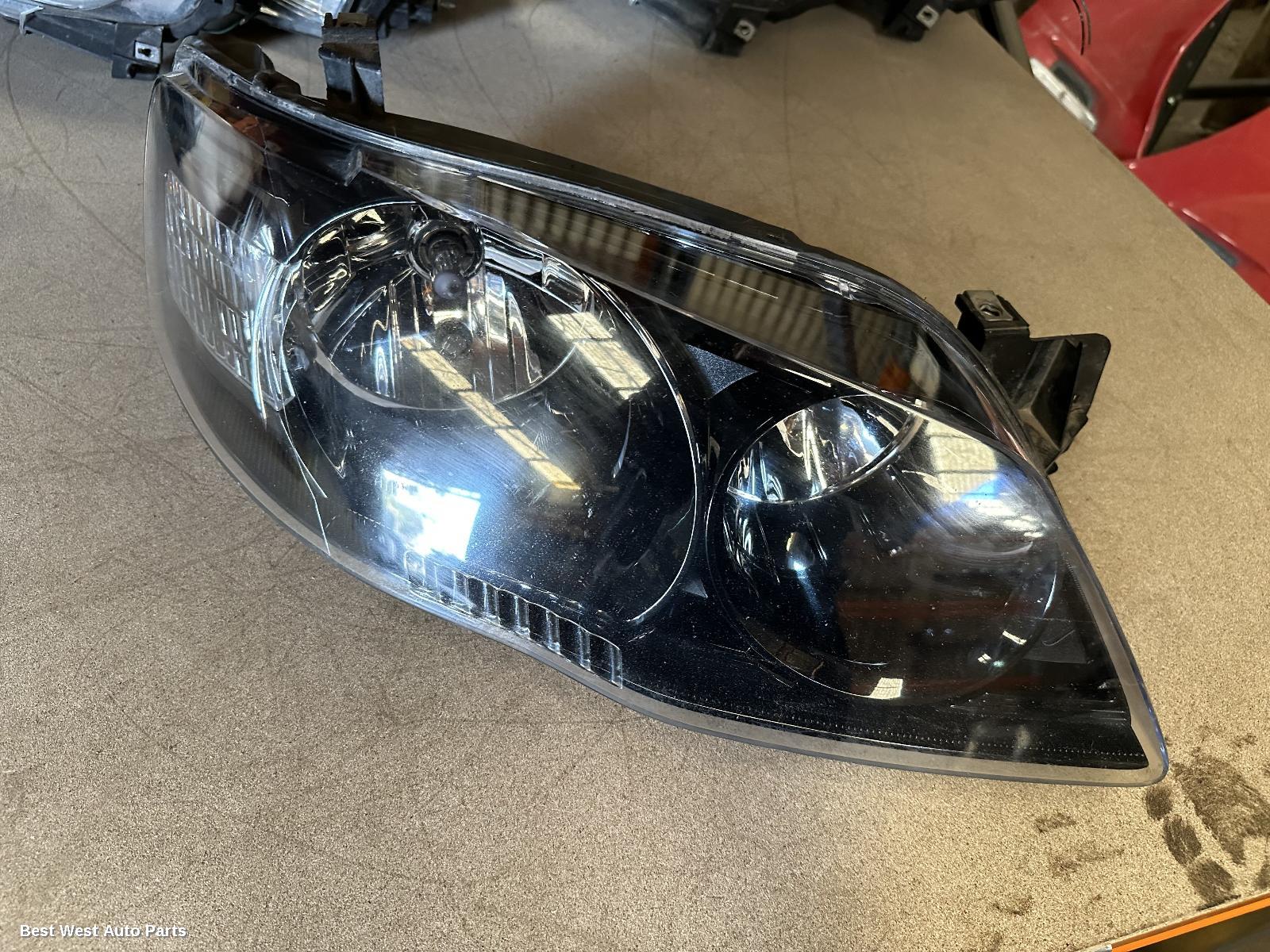 2010 FORD FALCON Right Headlamp