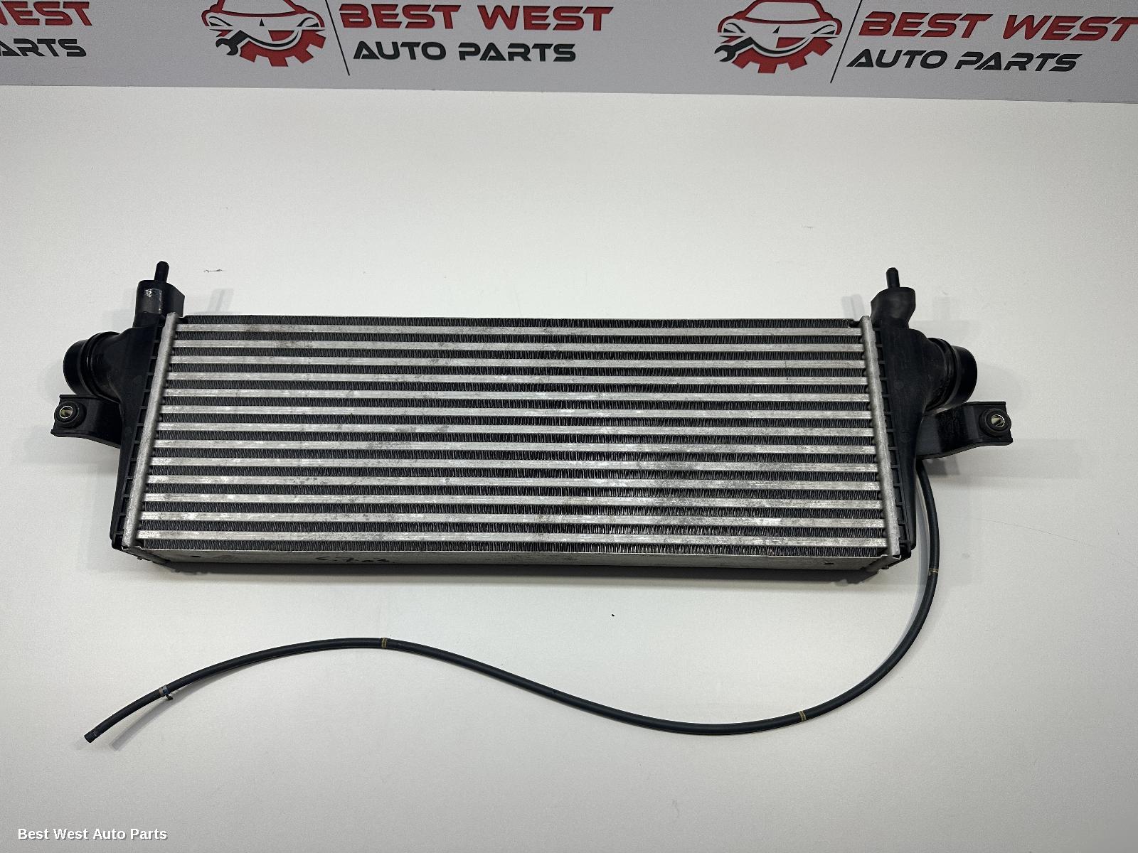 2024 TOYOTA HILUX Intercooler