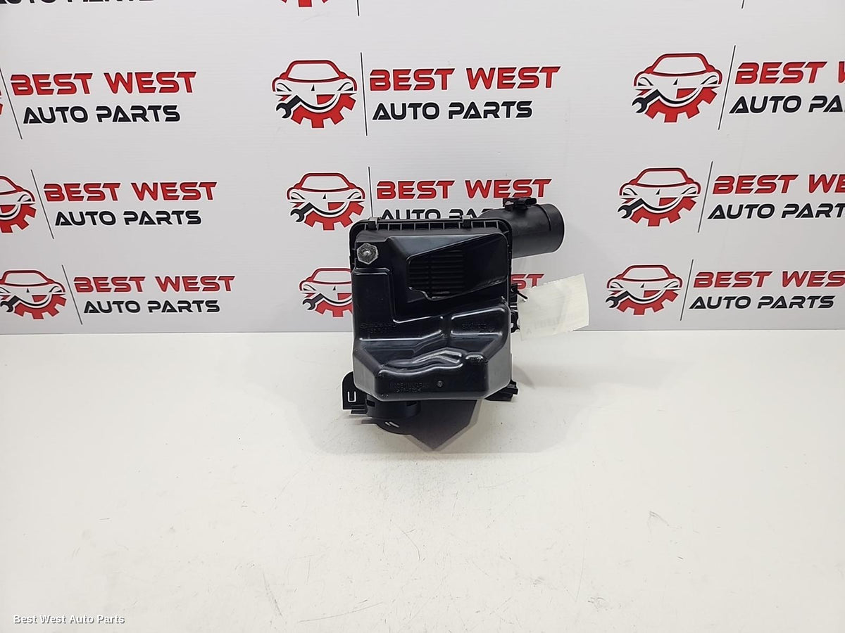 2013 SUBARU XV Air Cleaner/Box
