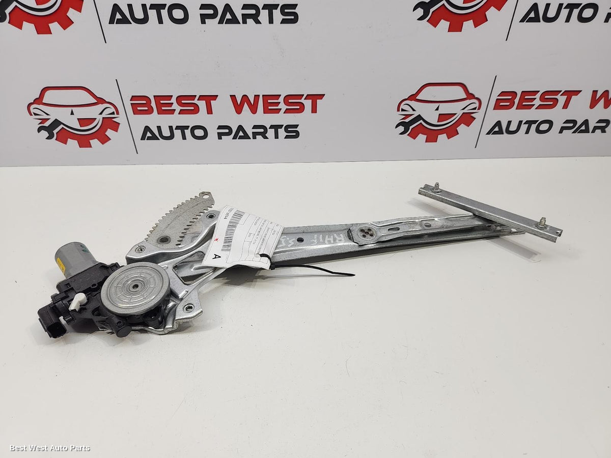 2025 MAZDA BT50 Right Front Window Reg/Motor