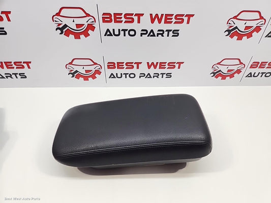 2016 MITSUBISHI OUTLANDER Console