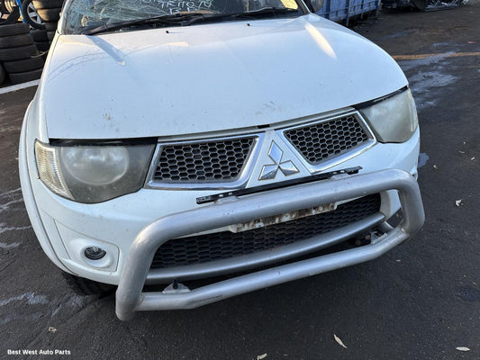 2010 MITSUBISHI TRITON Heater Fan Motor