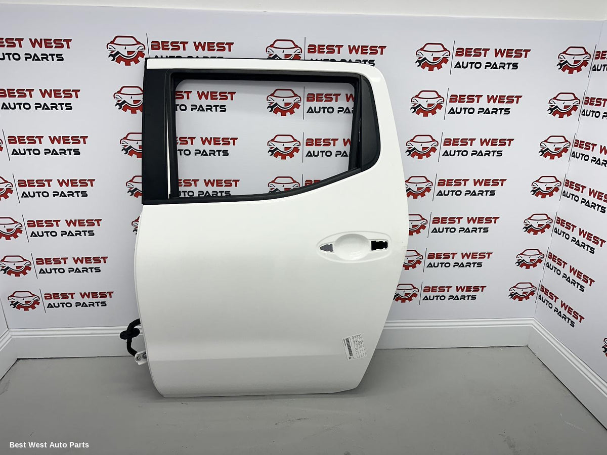 2024 NISSAN NAVARA Left Rear Door/Sliding