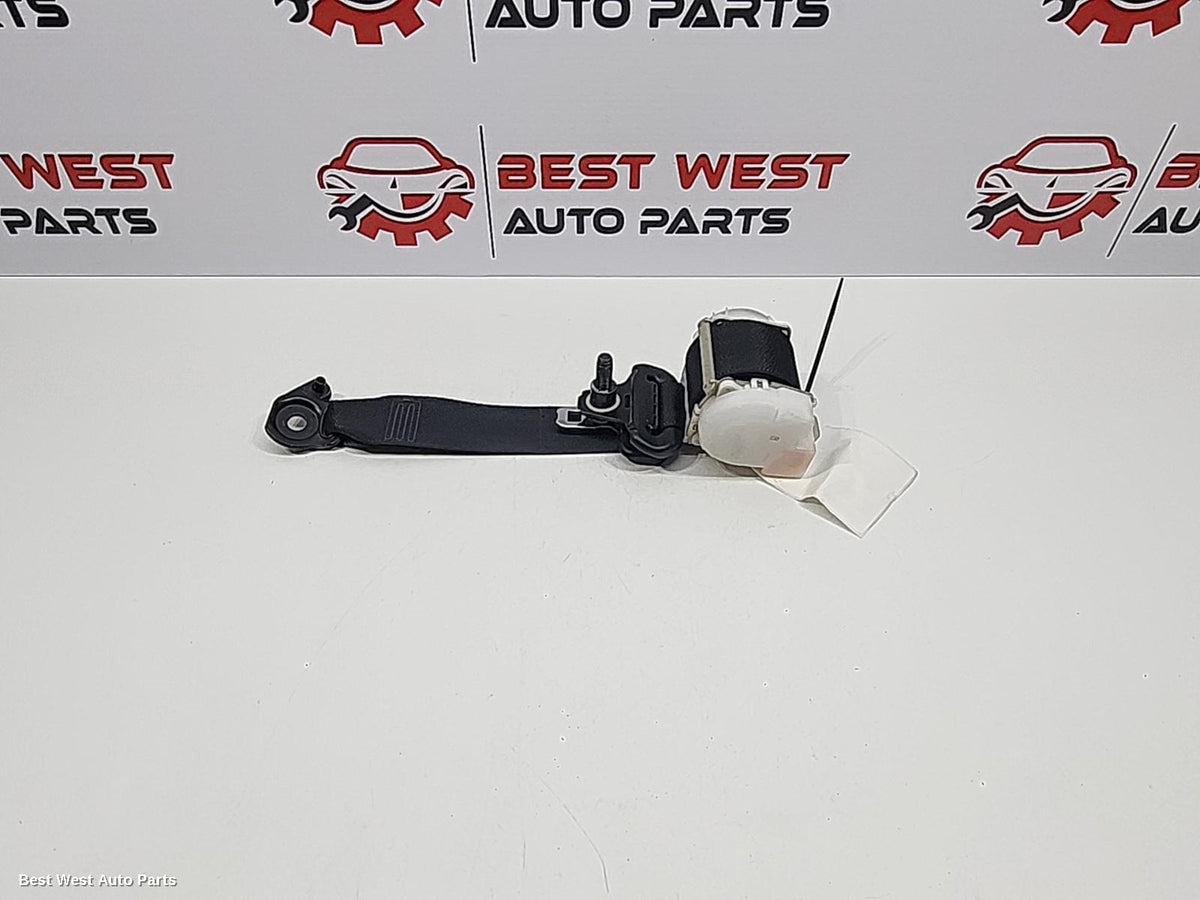 2019 TOYOTA YARIS Seatbelt/Stalk