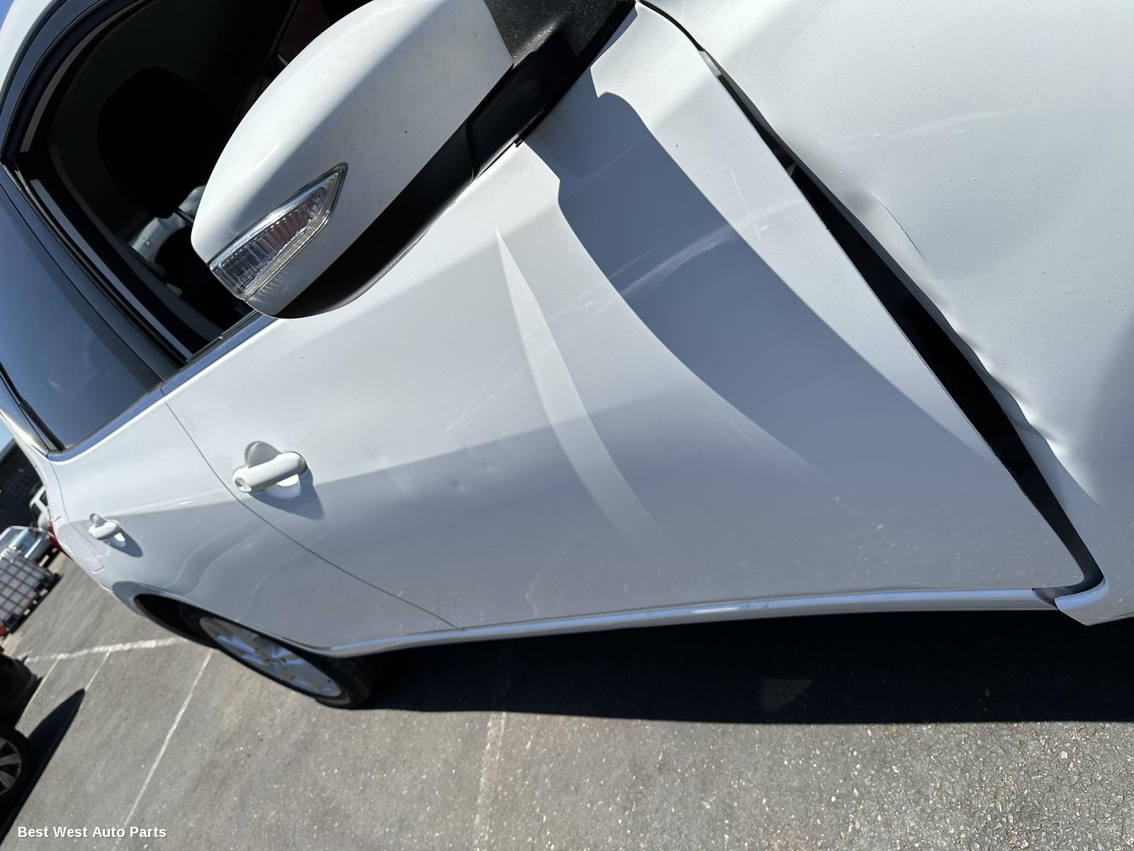 2014 NISSAN PULSAR Left Rear Door/Sliding