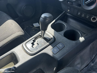 2017 TOYOTA HILUX Gear Stick/Shifter