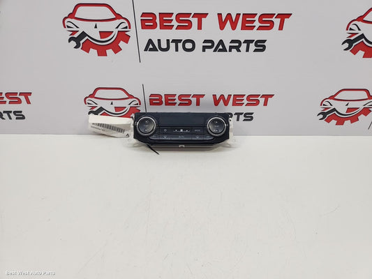 2018 MITSUBISHI TRITON Heater/Ac Controls