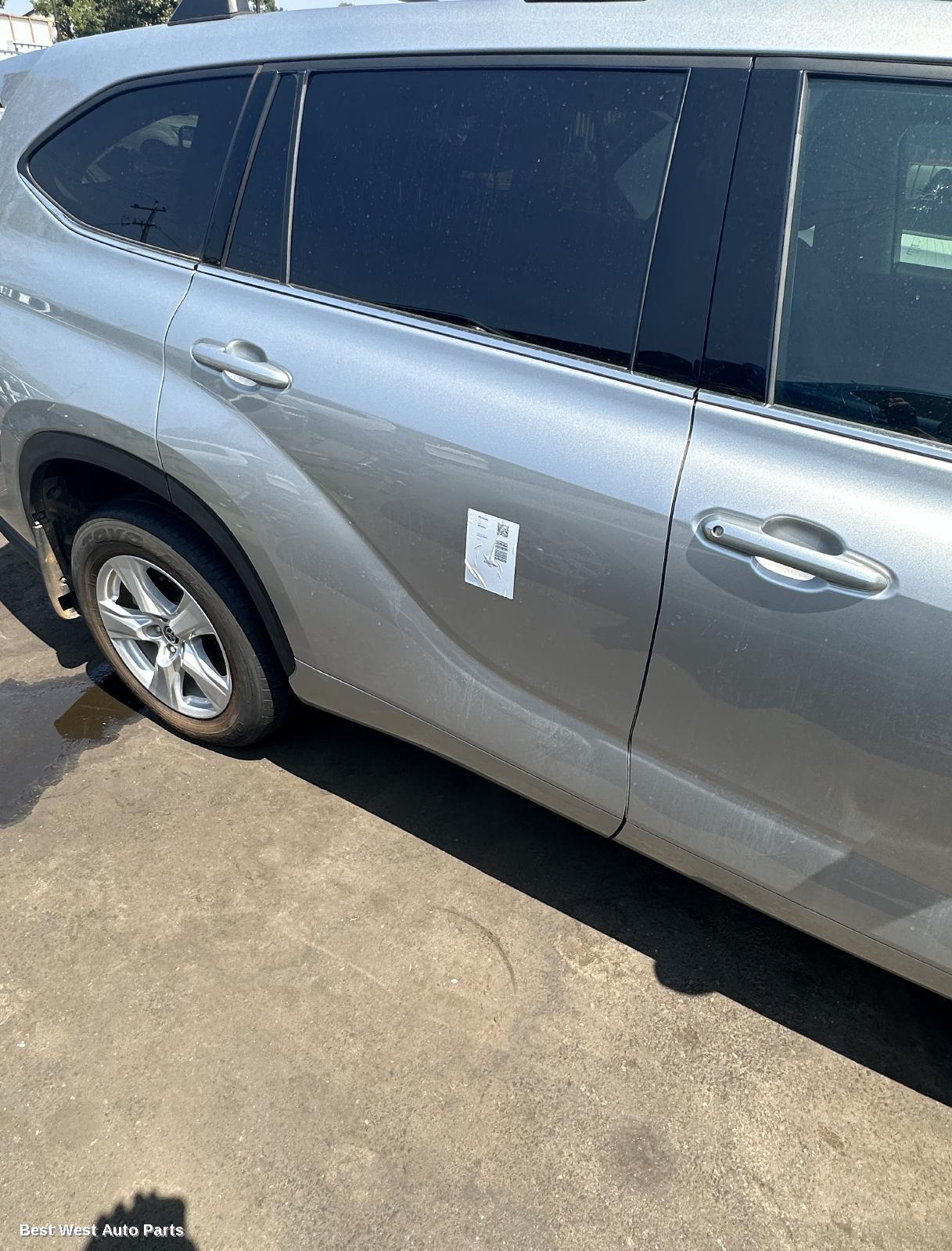 2022 TOYOTA KLUGER Right Rear Door Window