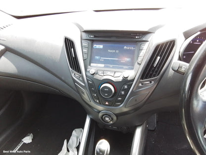 2014 HYUNDAI VELOSTER Air Cleaner/Box