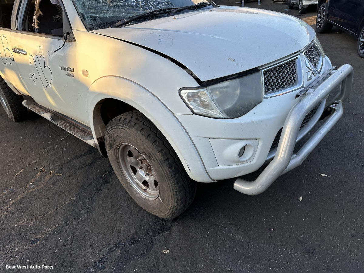 2010 MITSUBISHI TRITON Radiator