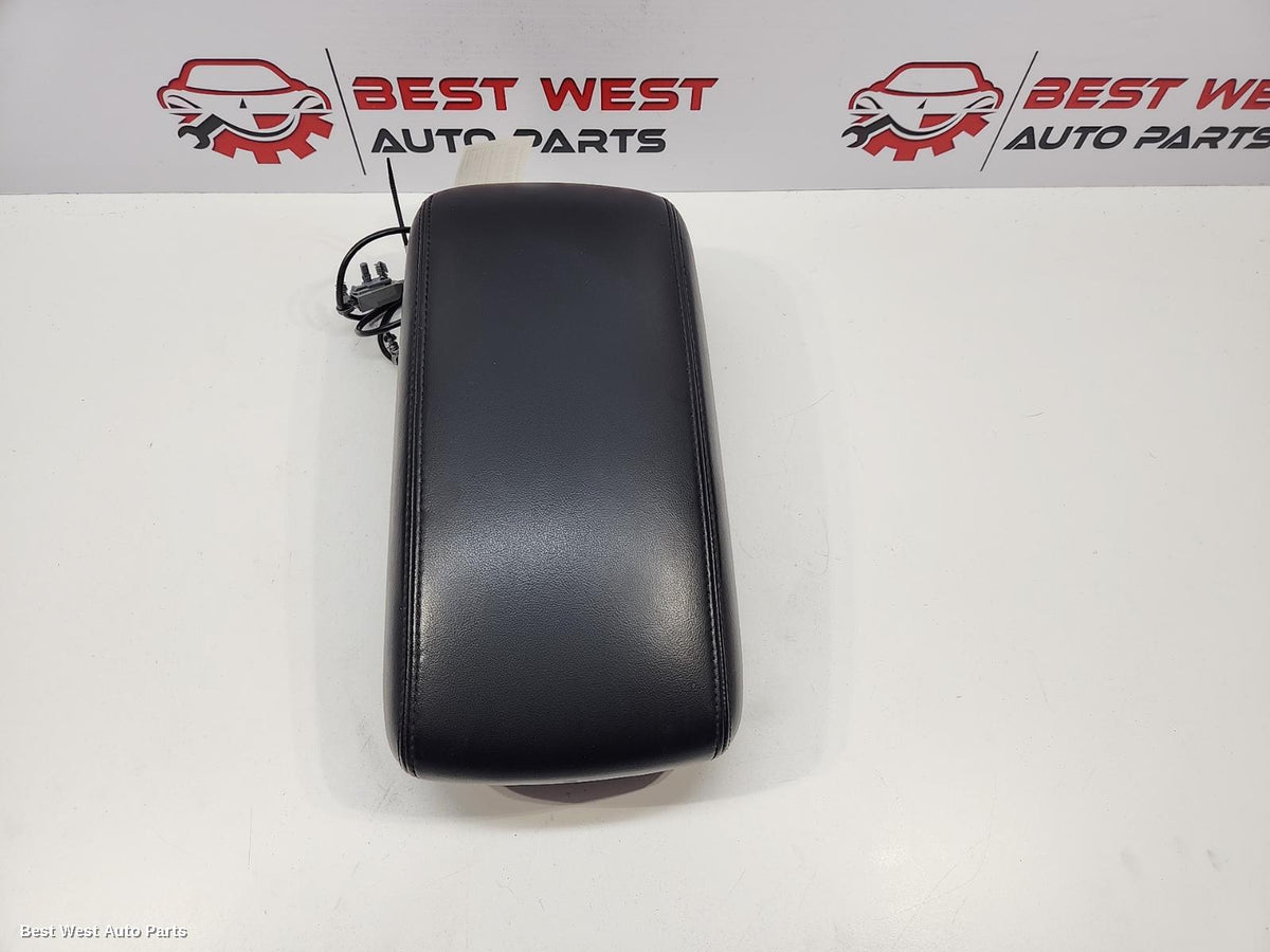 2011 JEEP GRANDCHEROKEE Console