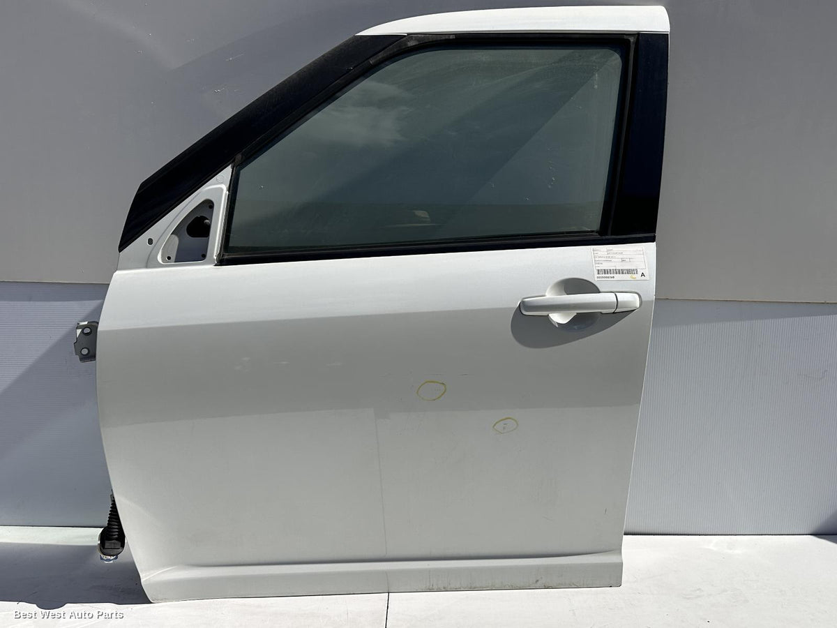 2009 SUZUKI SWIFT Left Front Door