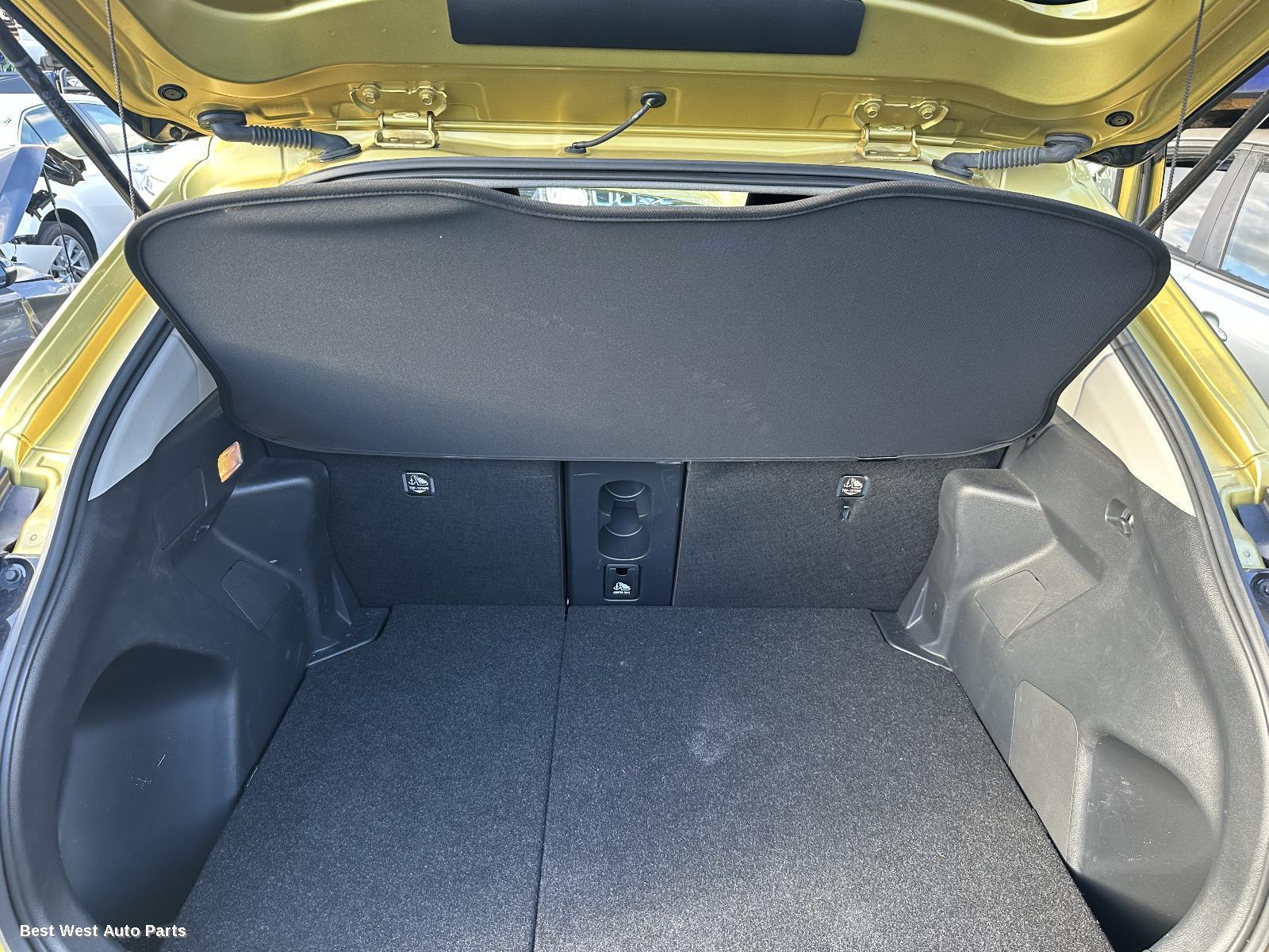 2021 TOYOTA YARIS CROSS PARCEL_SHELF_CARGO_BLIND