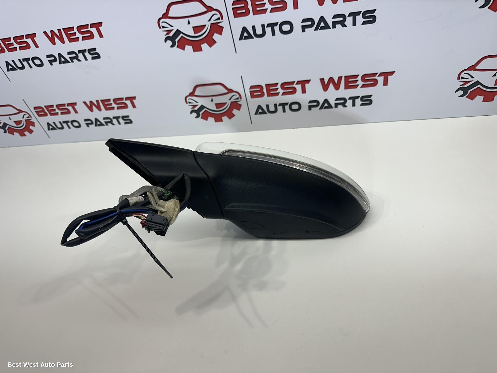 2013 VOLKSWAGEN GOLF Left Door Mirror